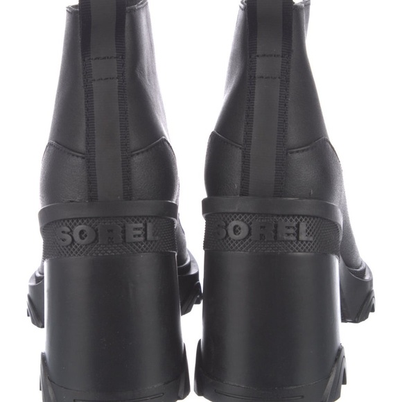 NWT Leather Lace-Up Boots
Women's  Sorel Black Heeled Ankle Boots size 9 - Picture 13 of 13